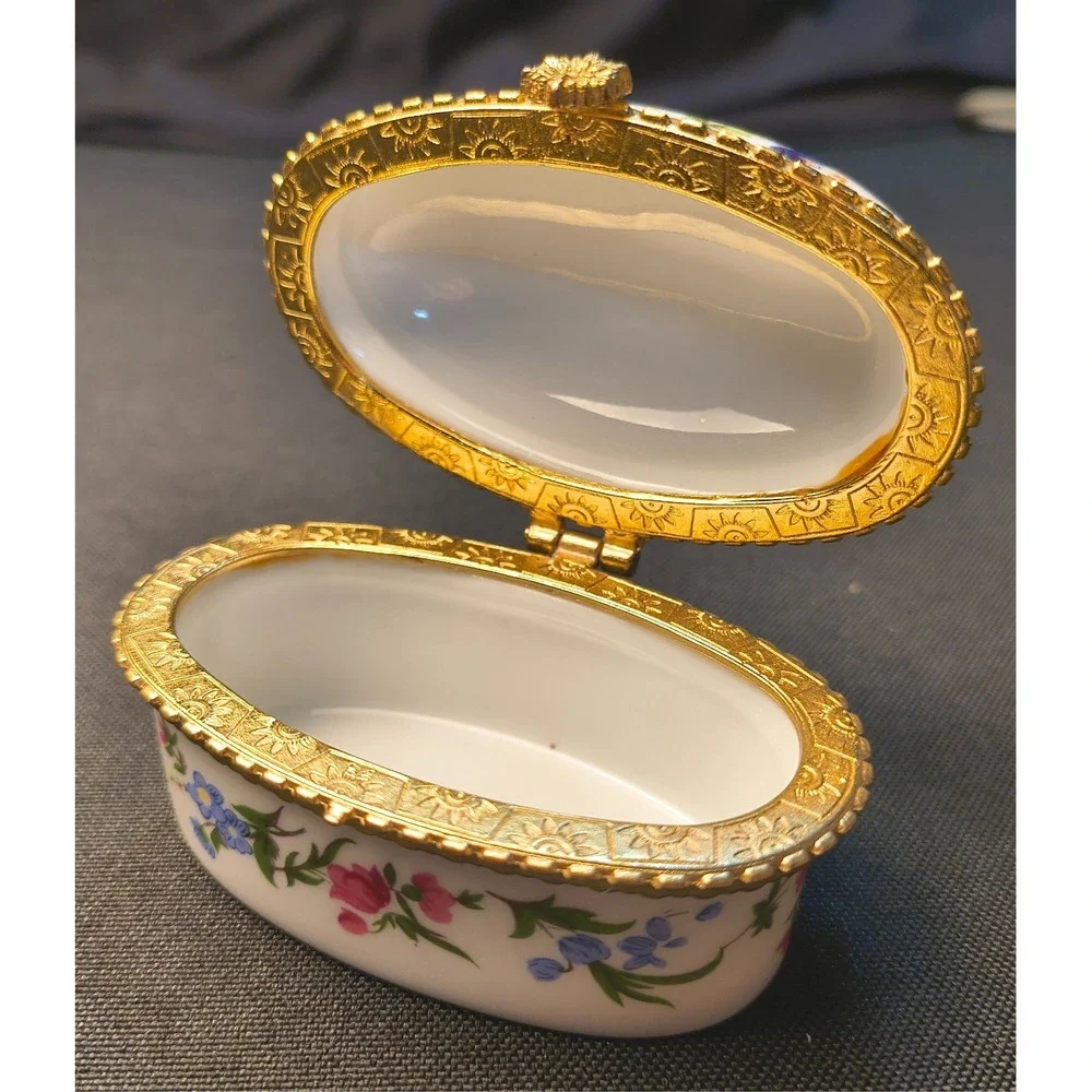 N/A this oval
